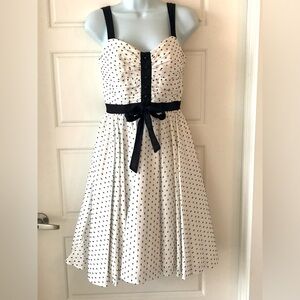 Max & Cleo by BCBG Black and White Sz. 2